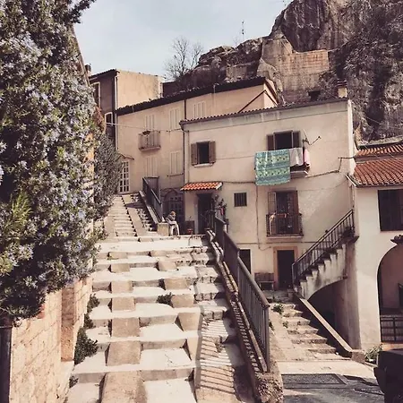 La Casa Sul Fiume Apartament *