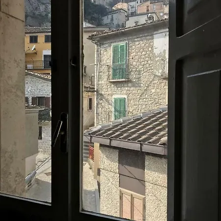 La Casa Sul Fiume *