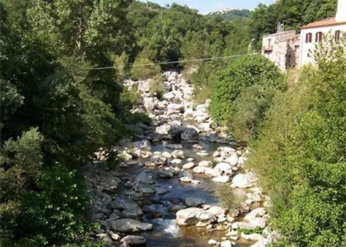 La Casa Sul Fiume Апартаменты *